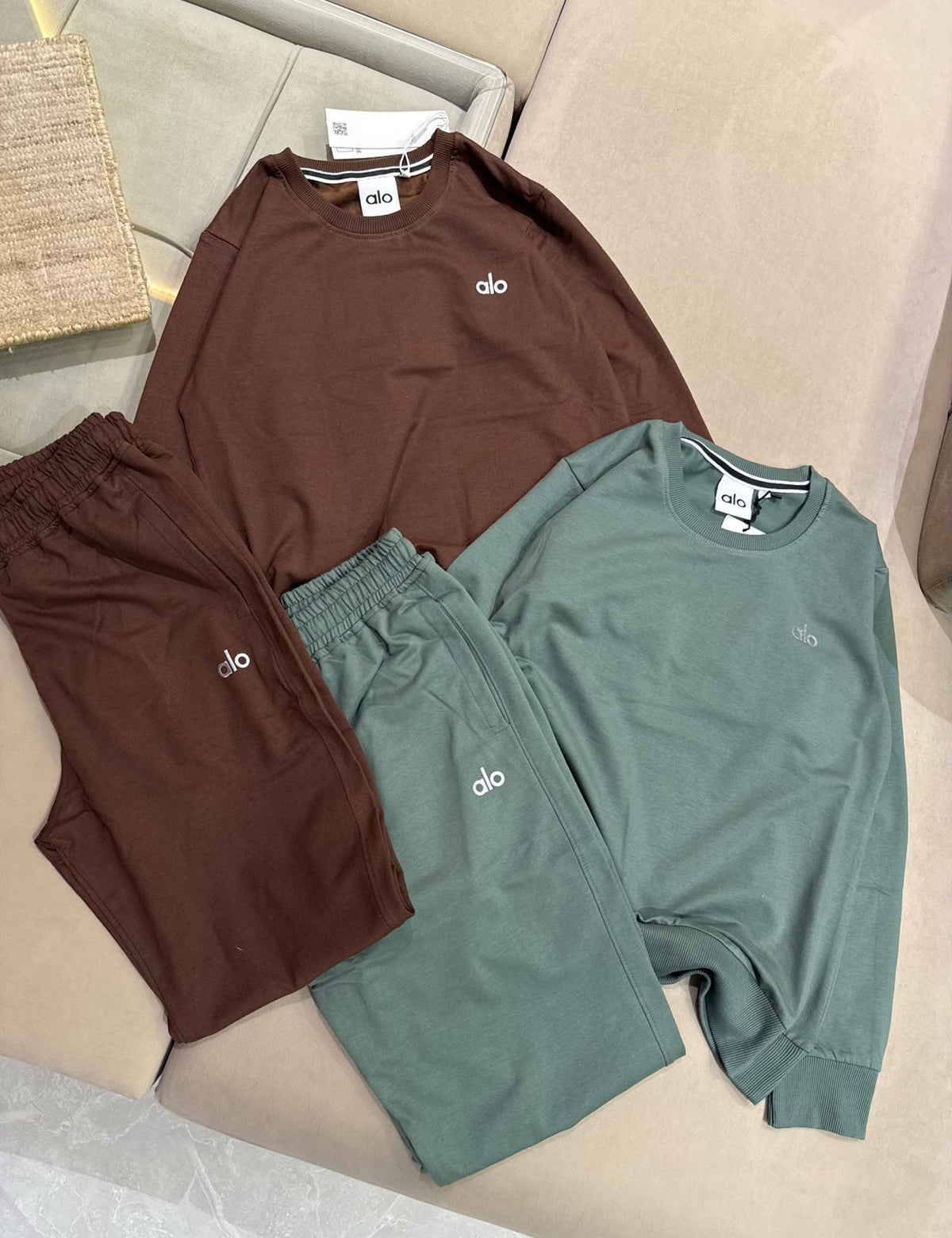 Unisex Premium Fleece Long-Sleeve Sweatshirt & Joggers Co-ord Set
