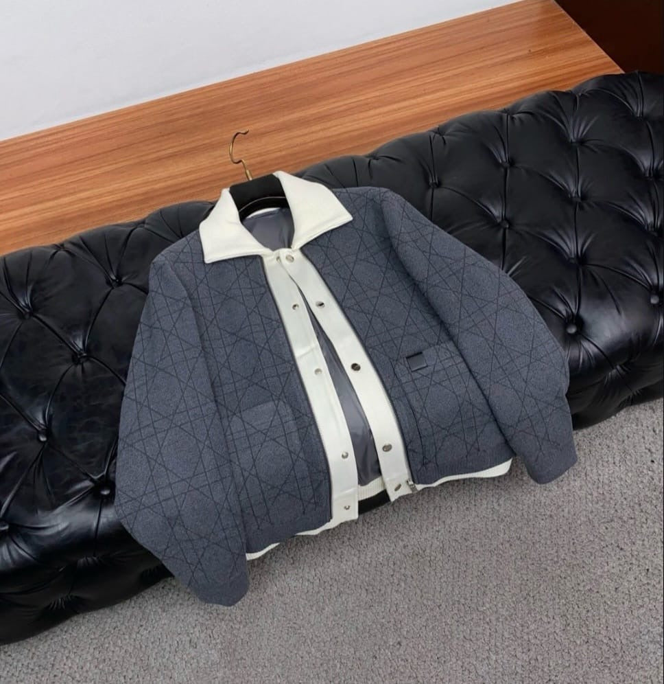 Cannage Quilted Two-Tone Zipped Jacket