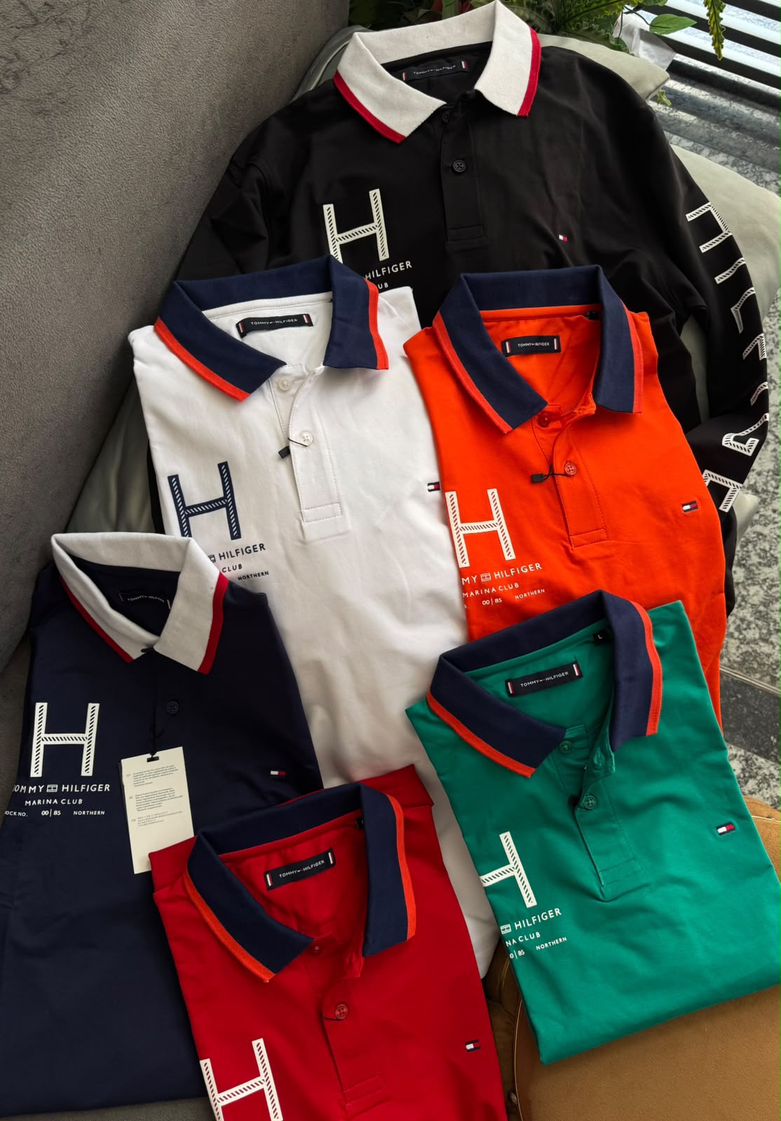 Long-Sleeve Graphic Polo Shirt with Tipped Collar
