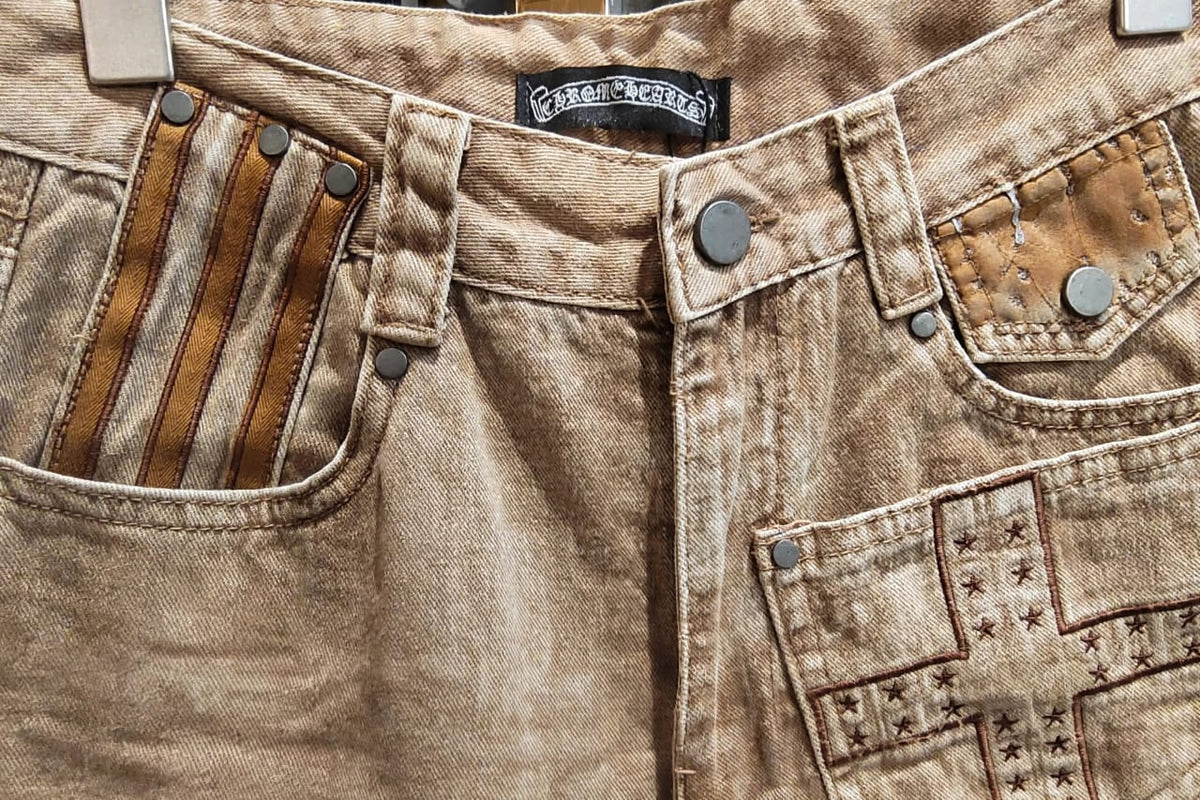 Vintage Washed Wide-Leg Statement Jeans