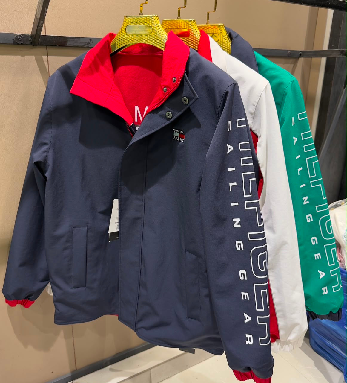 Two Sides. One Statement - Reversible Jackets