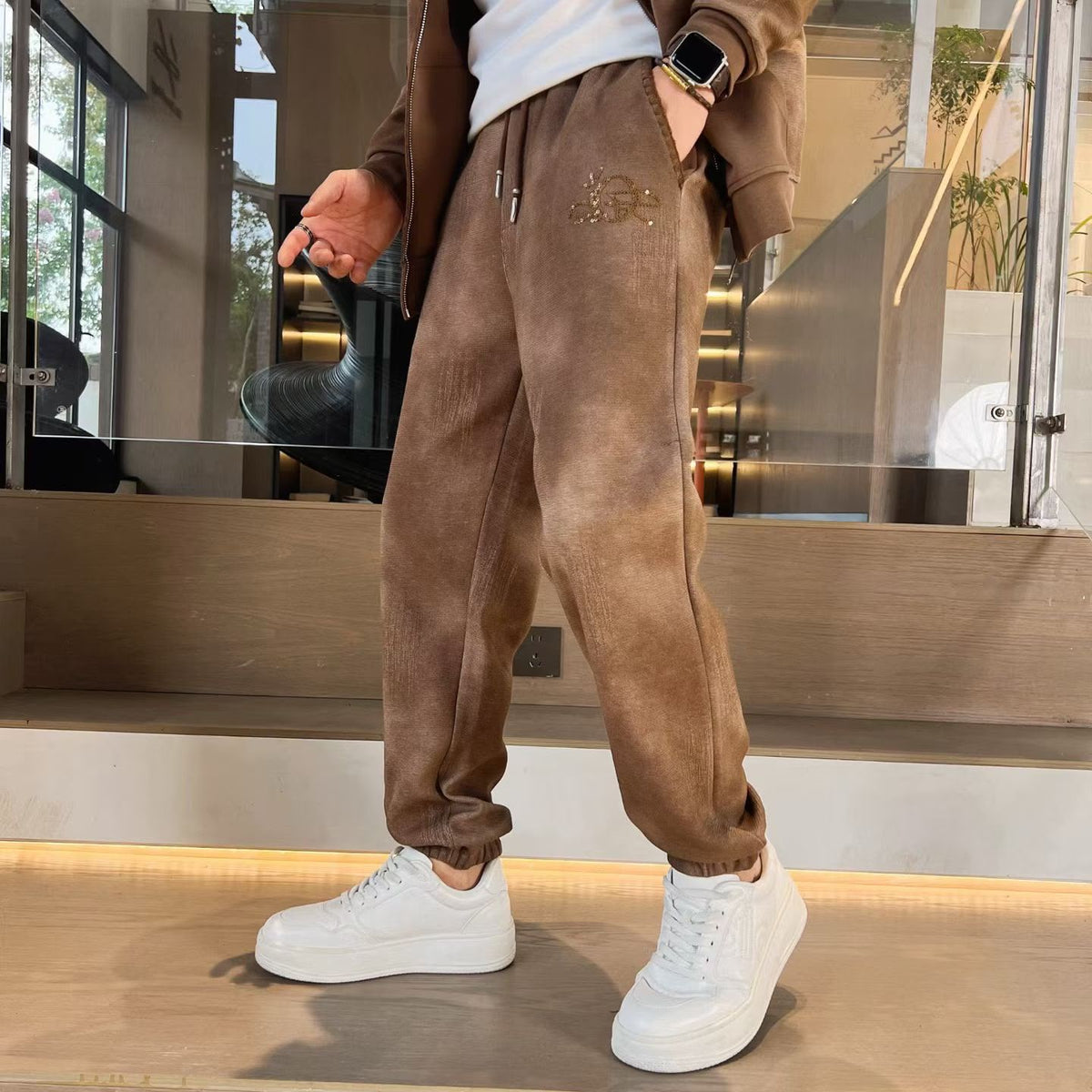 Men's Vintage Washed Zip-Up Jacket & Track Pants Two-Piece Set – Chestnut Brown