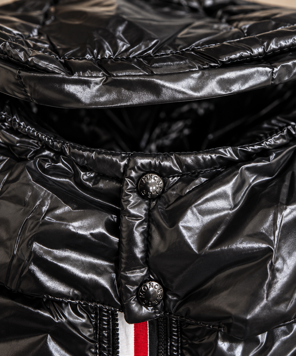 Men's Glossy Lacquered Hooded Down Puffer Jacket