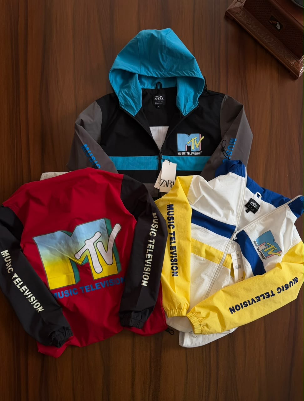 Retro Graphic Hooded Windbreaker Zip-Up Jacket