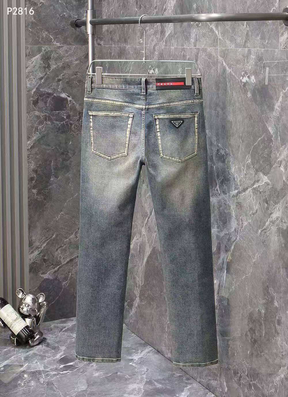 Full-Length Relaxed Fit Jeans for Men | Designer Pocket Detailing
