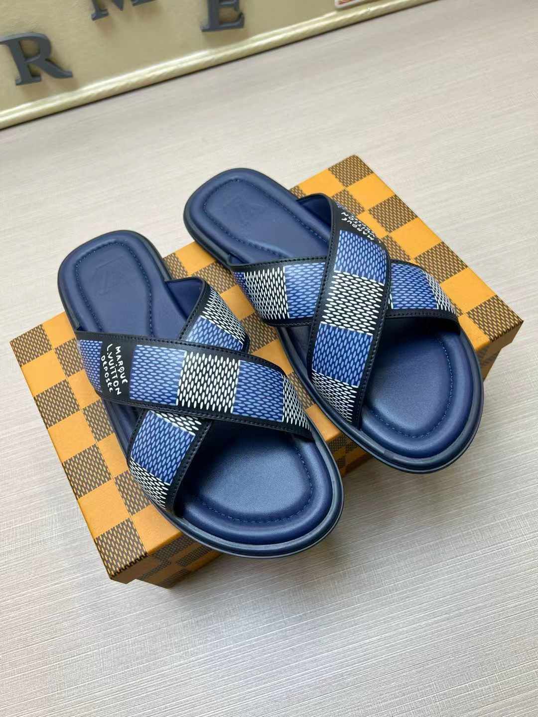 LV Venice Mule – Damier Lambskin Crossover Sandals (Prefall 2024 Collection)