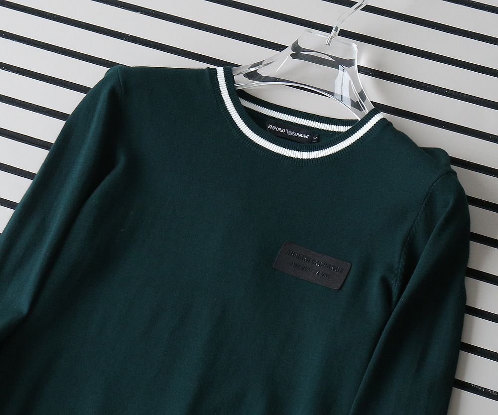 Men’s Premium Knitted Solid Full Sleeves Crew Neck T-Shirt with Piping – Contemporary Fit