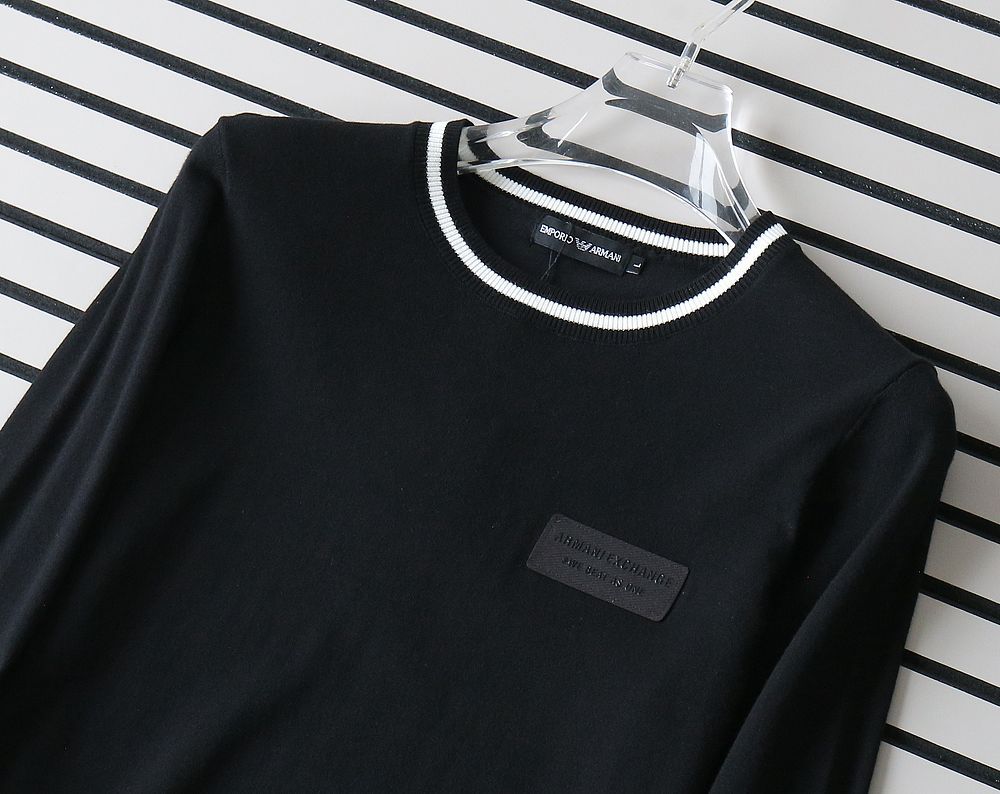 Men’s Premium Knitted Solid Full Sleeves Crew Neck T-Shirt with Piping – Contemporary Fit