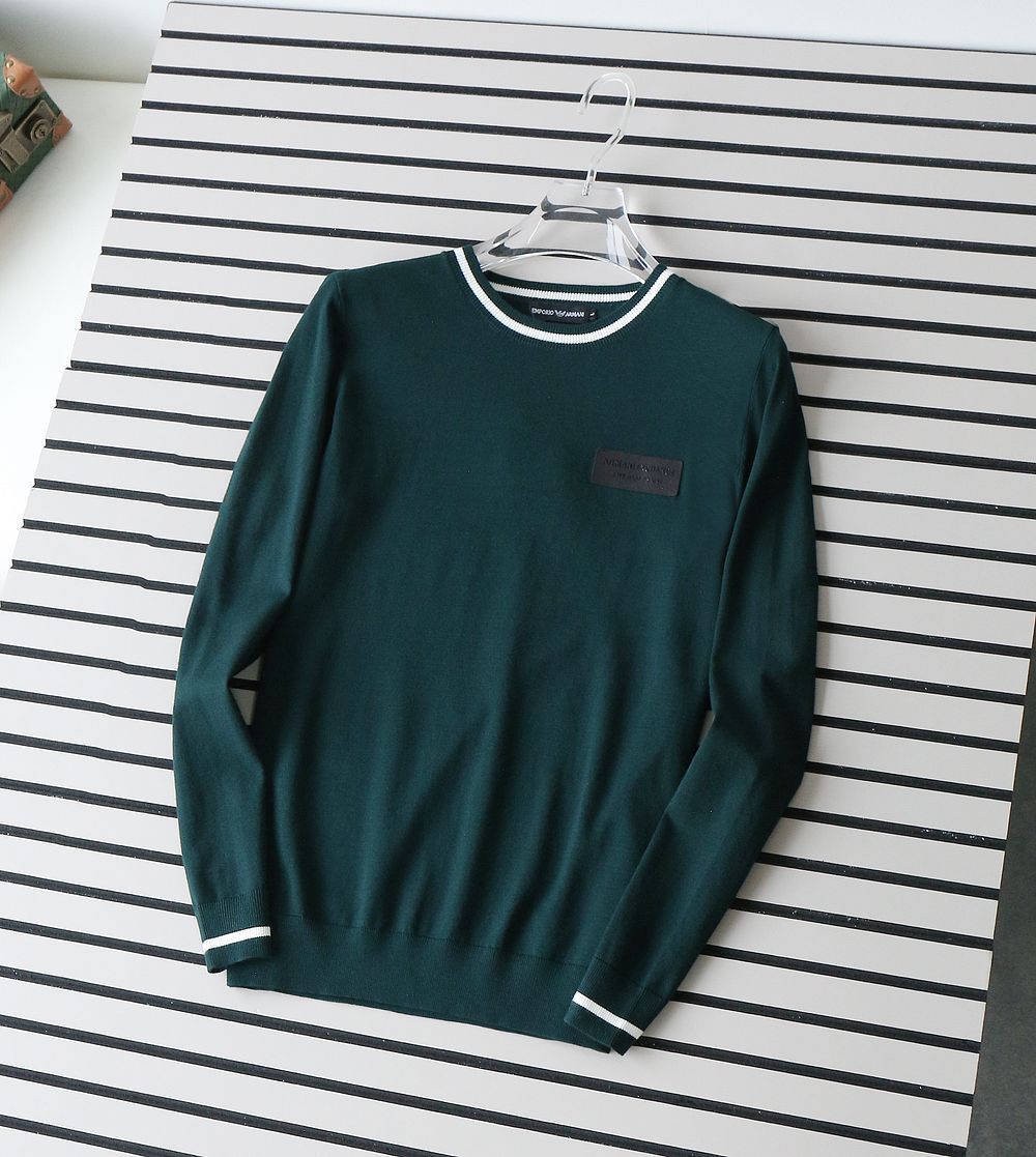 Men’s Premium Knitted Solid Full Sleeves Crew Neck T-Shirt with Piping – Contemporary Fit