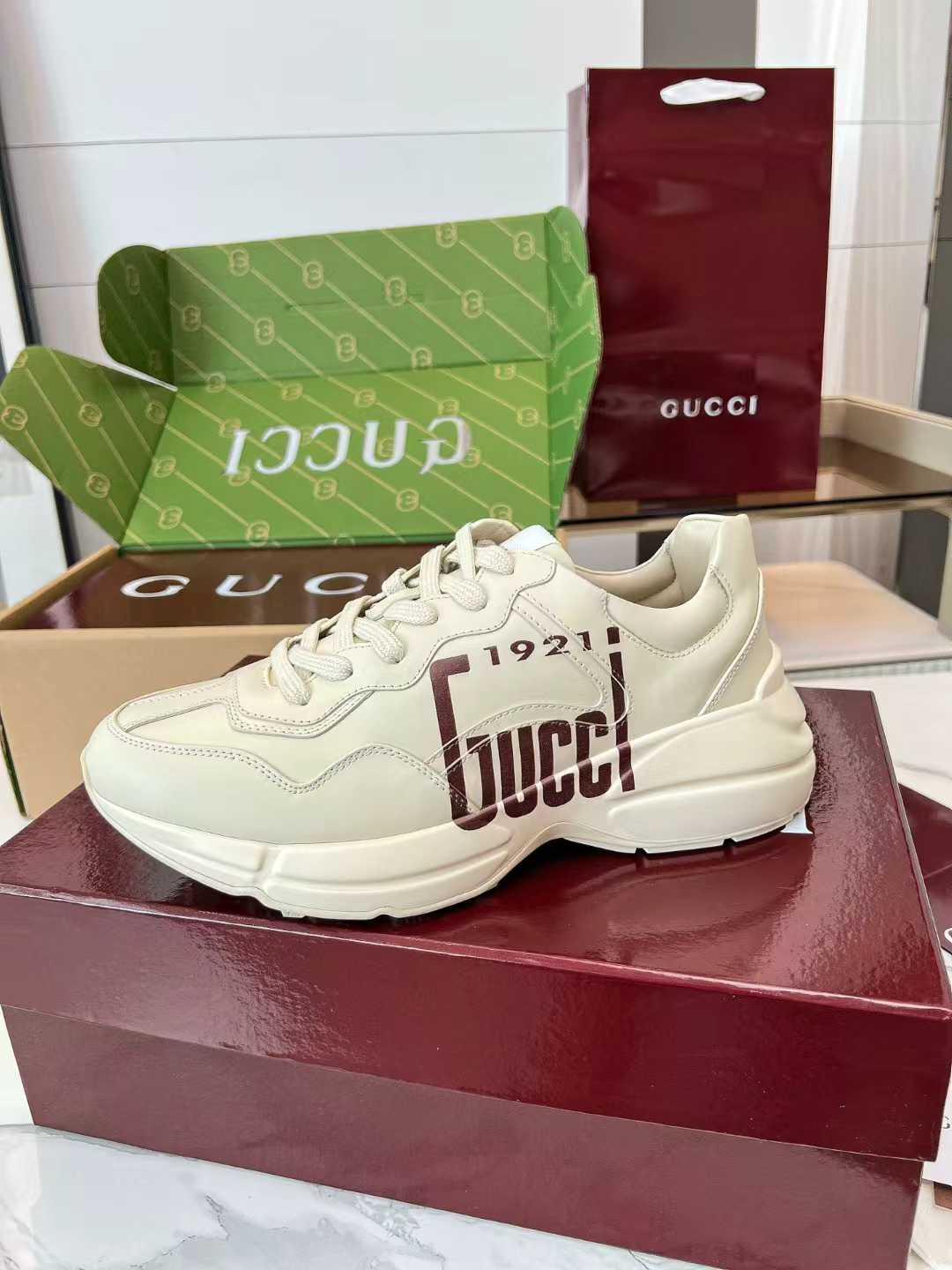 Gucci Rhyton 1921 Beige Sneakers