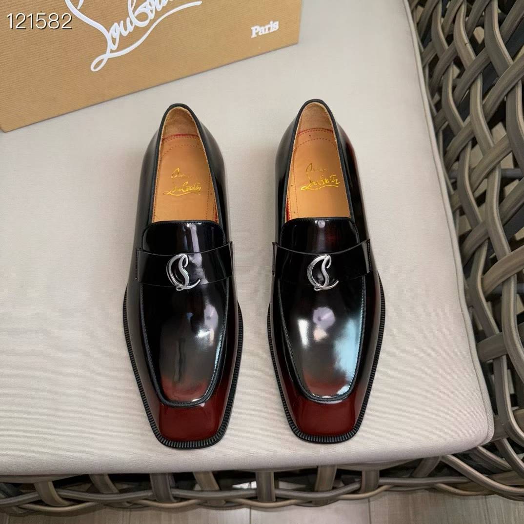 Gradient Gloss Men’s Loafers