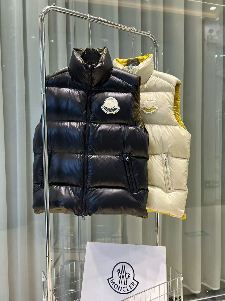 Moncler Lipsi Down Vest – Black & White