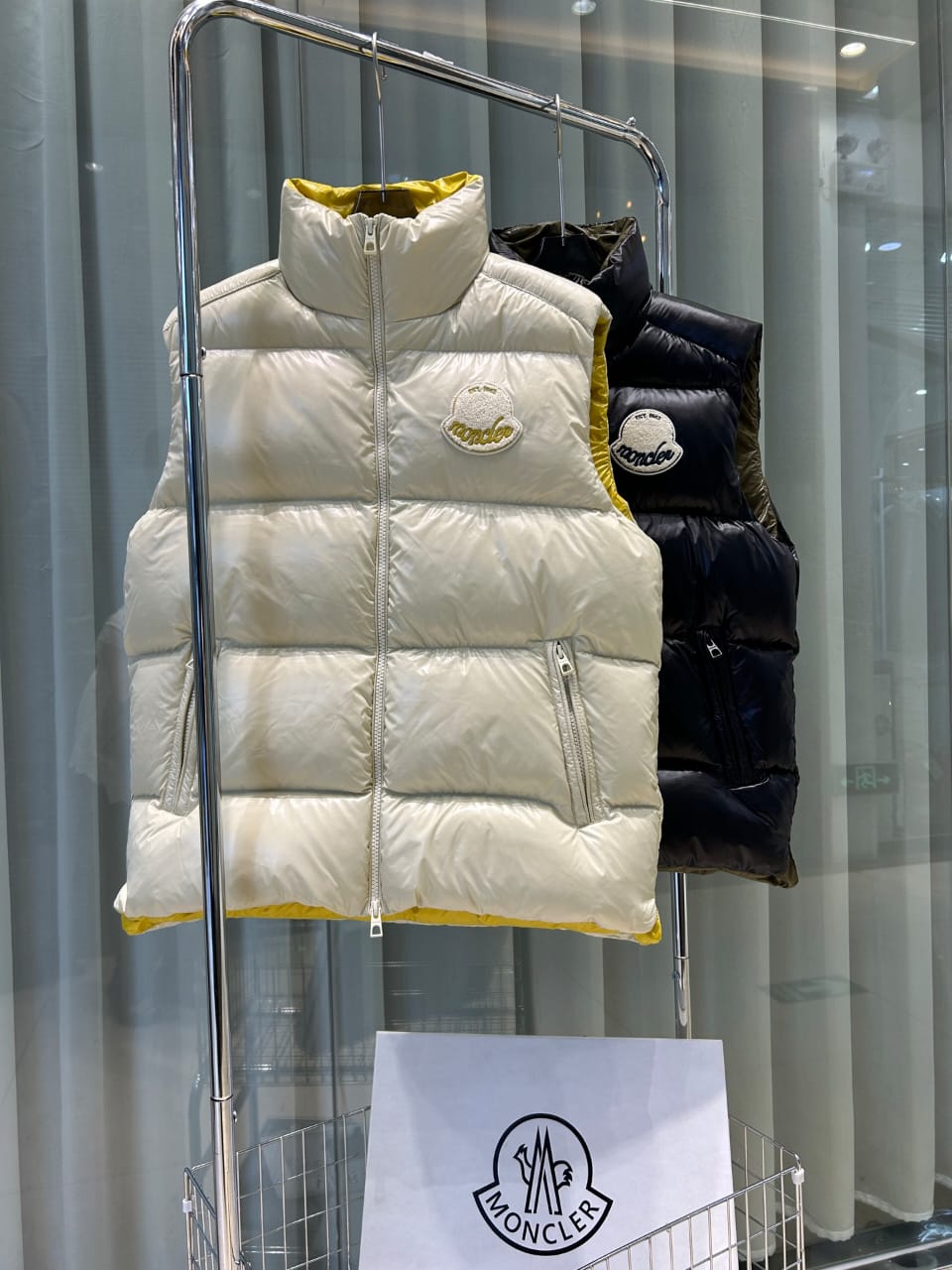 Moncler Lipsi Down Vest – Black & White