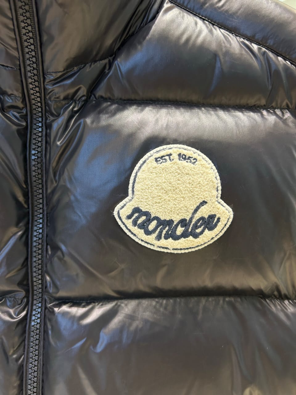 Moncler Lipsi Down Vest – Black & White