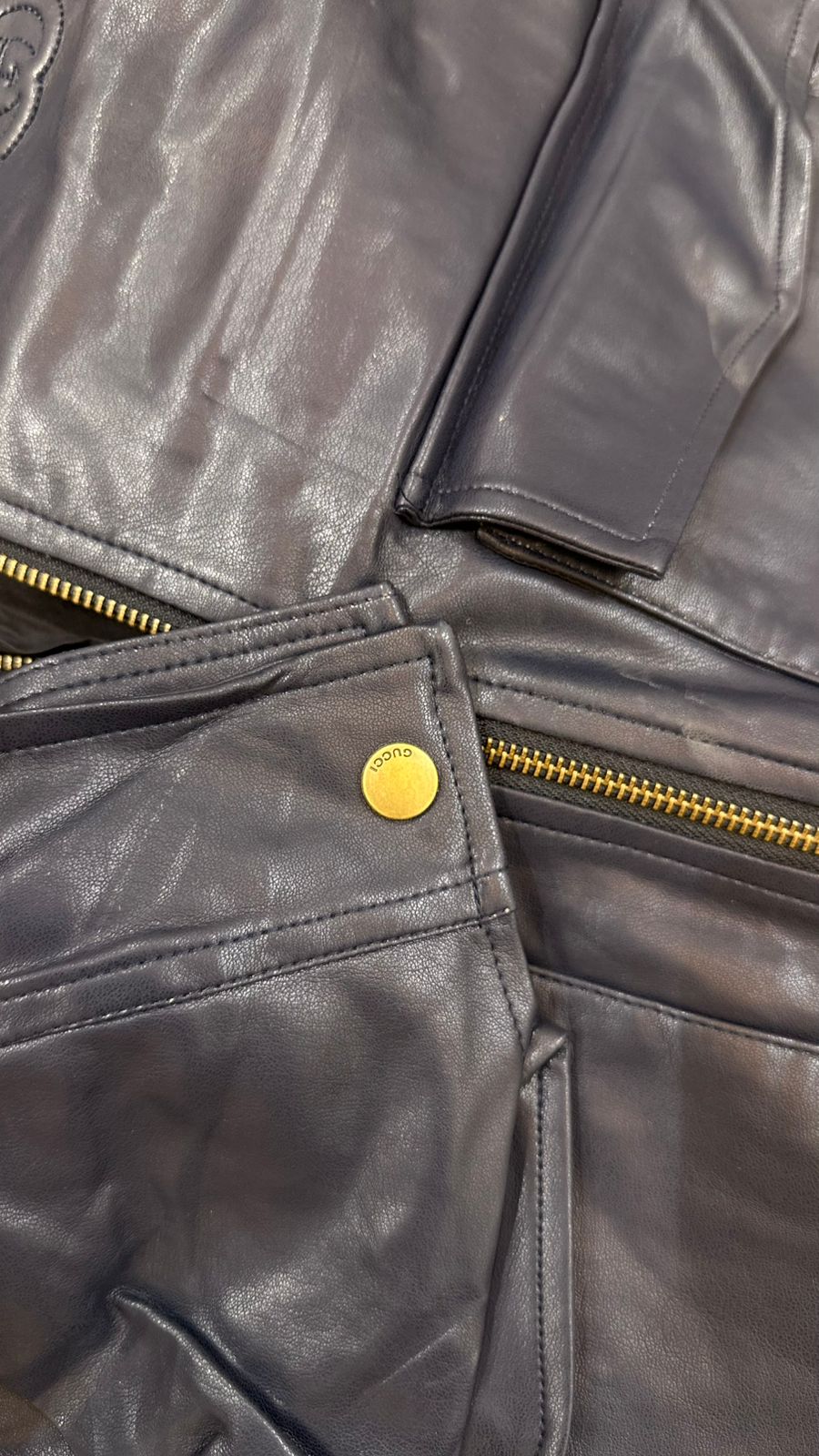Classic Leather Jacket with Two Front Pockets