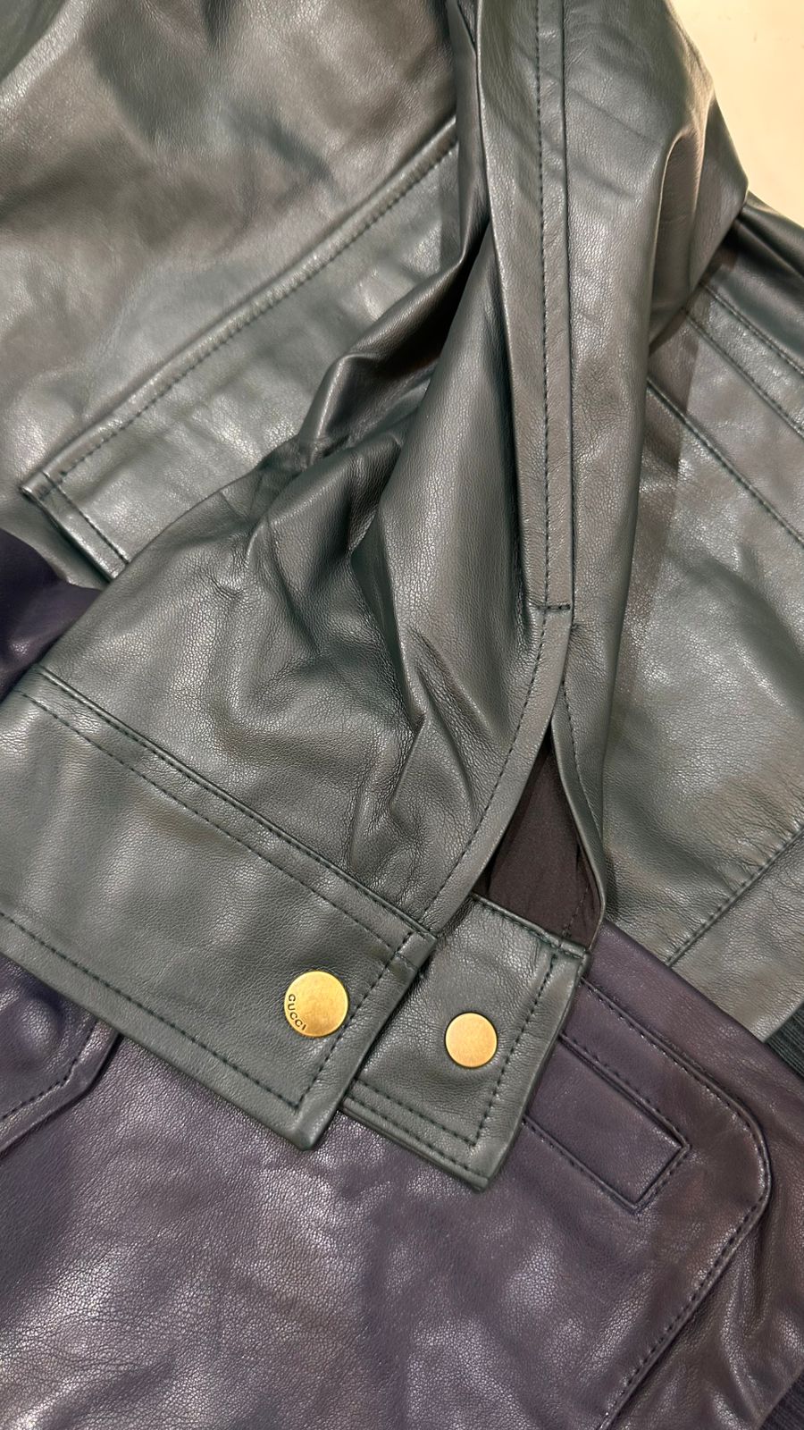 Classic Leather Jacket with Two Front Pockets