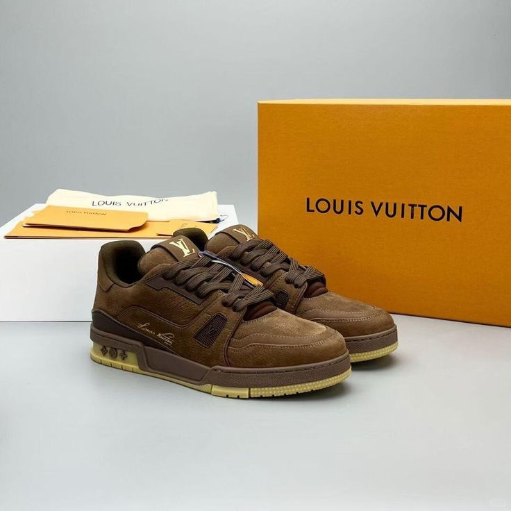 Elite Suede Street Sneakers