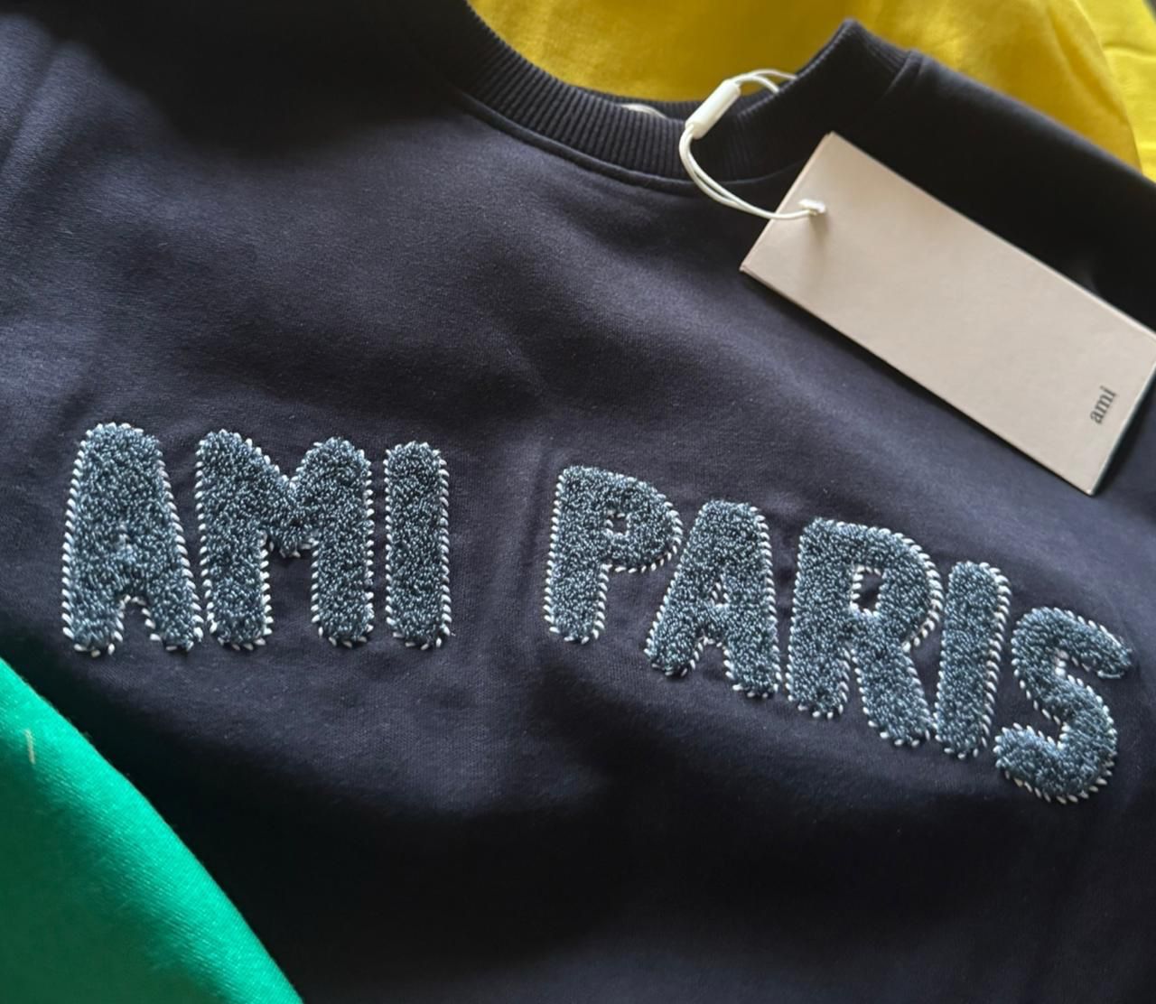 Parisian Heart Signature Tee