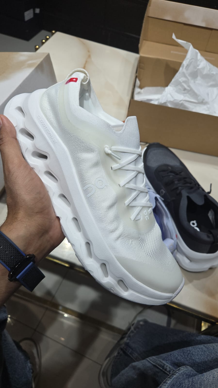 CloudFlex Ultra Cushion Running Sneakers