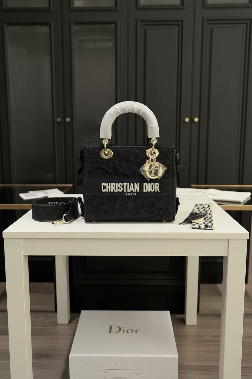 Royal Mini Luxe Tote