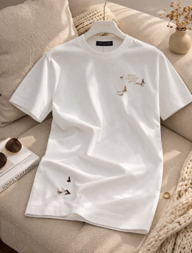 Luxury Bird Motif Tee – Premium 350 GSM Edition