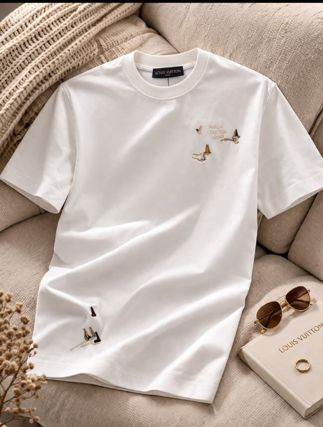 Luxury Bird Motif Tee – Premium 350 GSM Edition