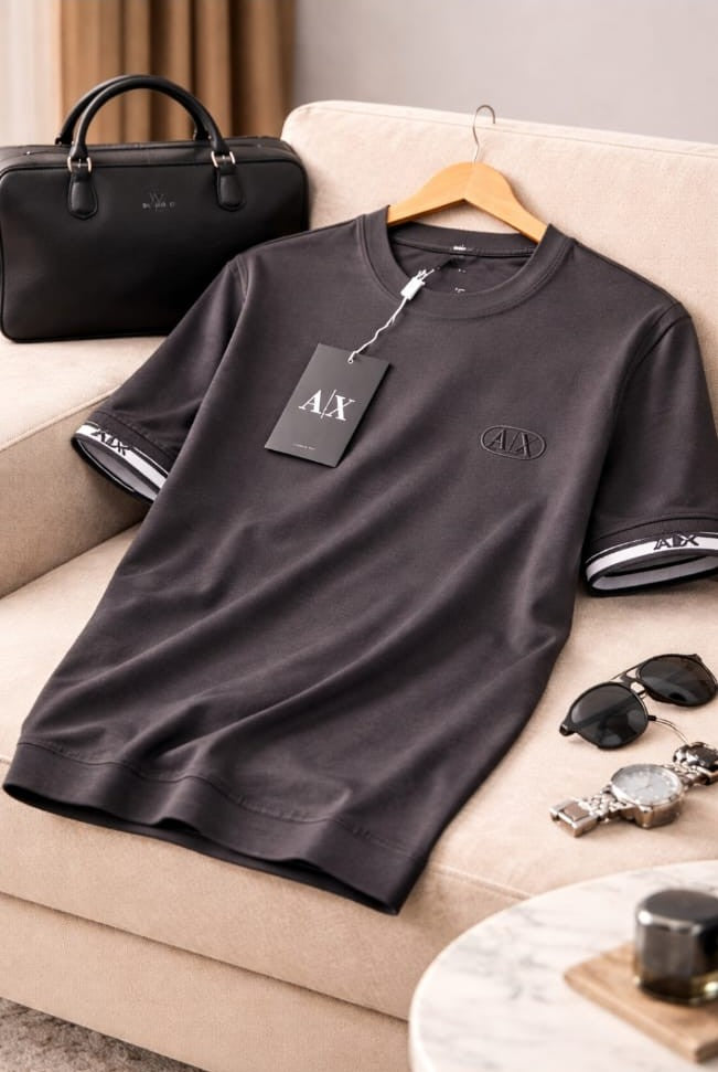 Elite Minimal Luxe Tee – Signature Trim Edition