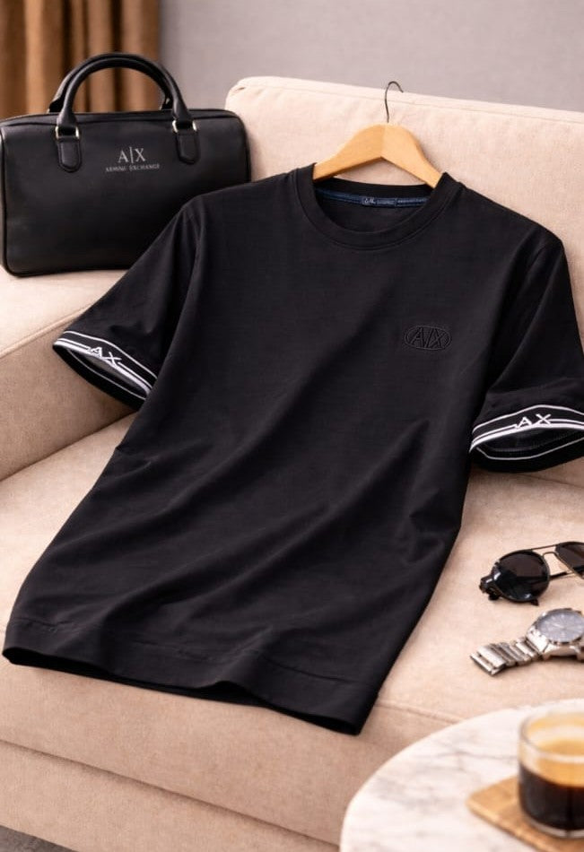 Elite Minimal Luxe Tee – Signature Trim Edition