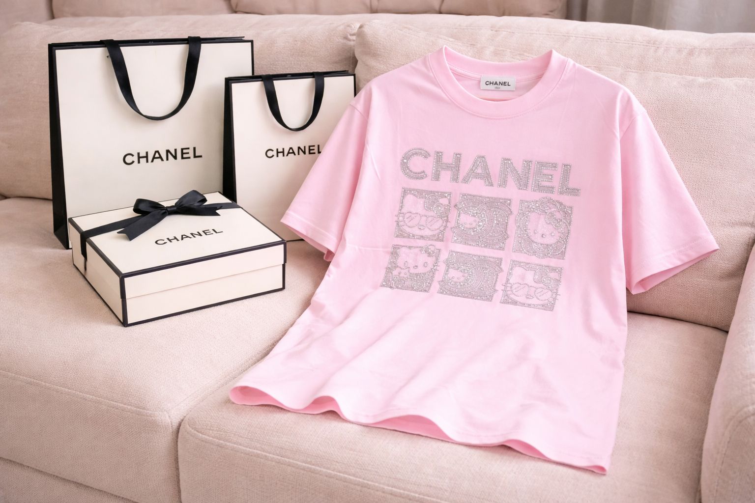 Luxury Graphic Oversized Tee – Premium Edition
