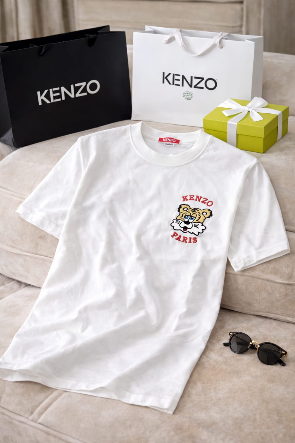 Tiger Crest Mini Logo Tee – Premium Street Luxe Edition