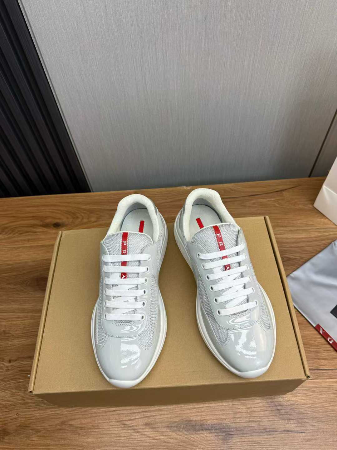 Luxury Patent Finish Women Sneakers