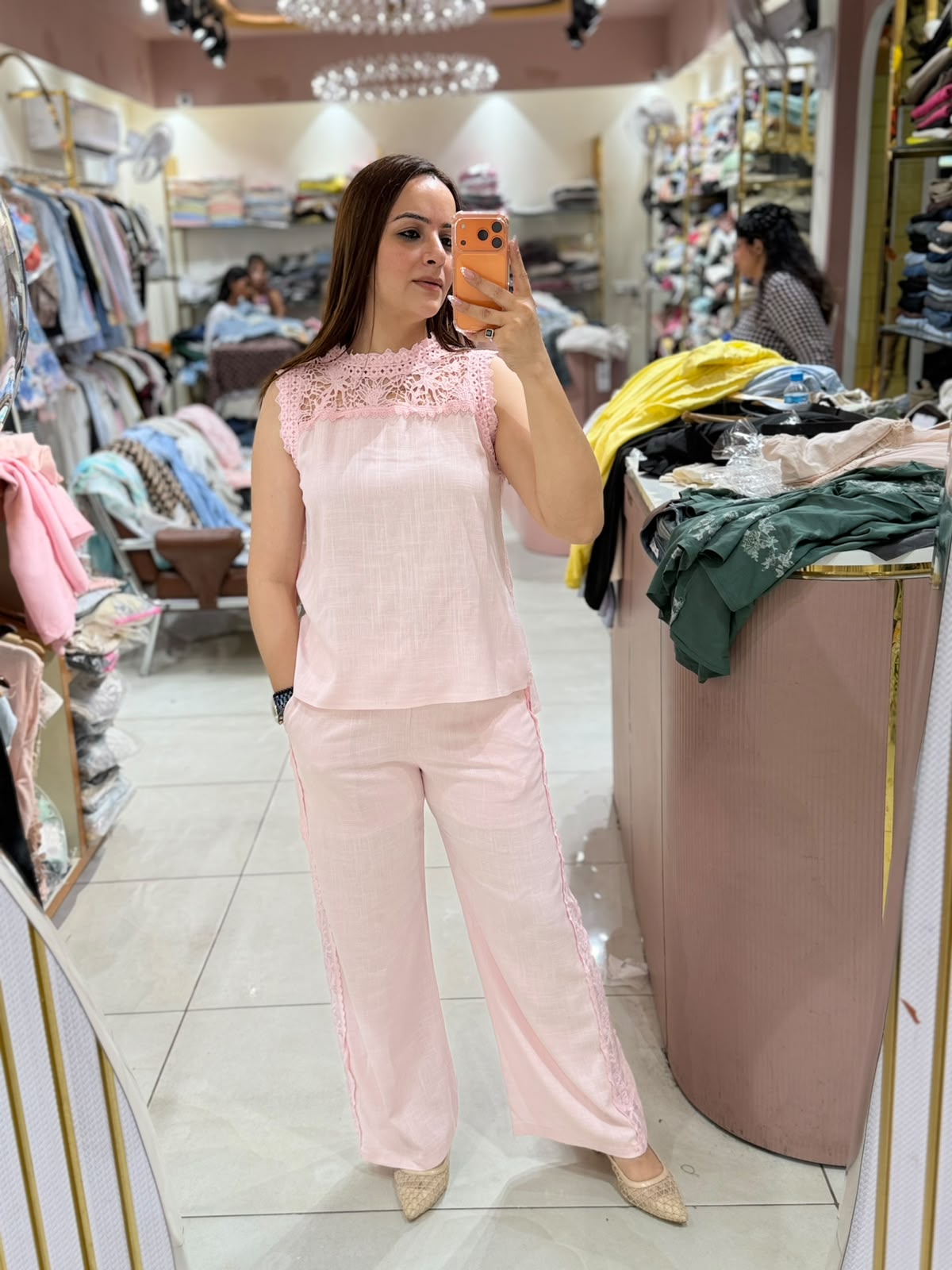 Soft Lace Linen Cord Set (Women)