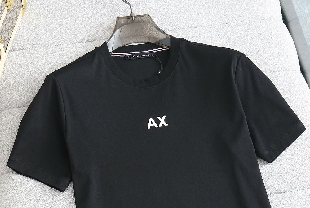 Core Luxe Crew Neck T-Shirt (Men)