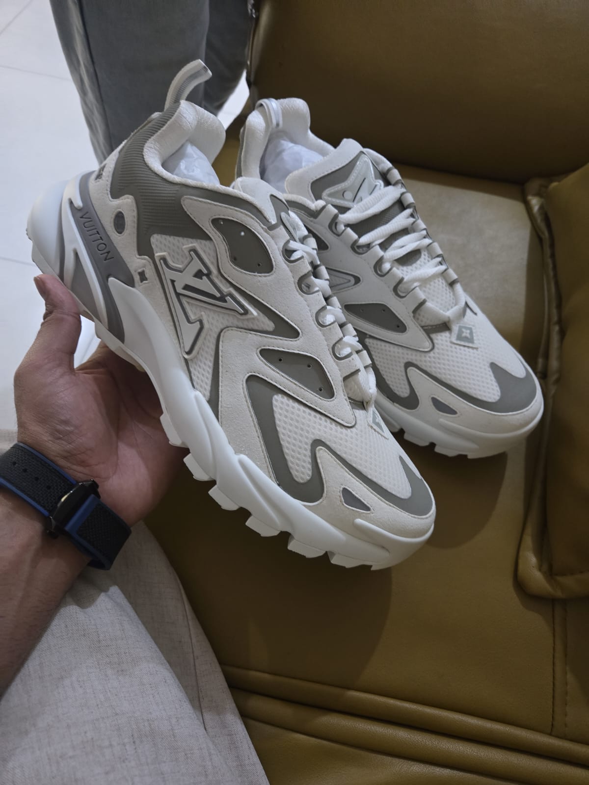 Velocity Runner Sneakers (Men)