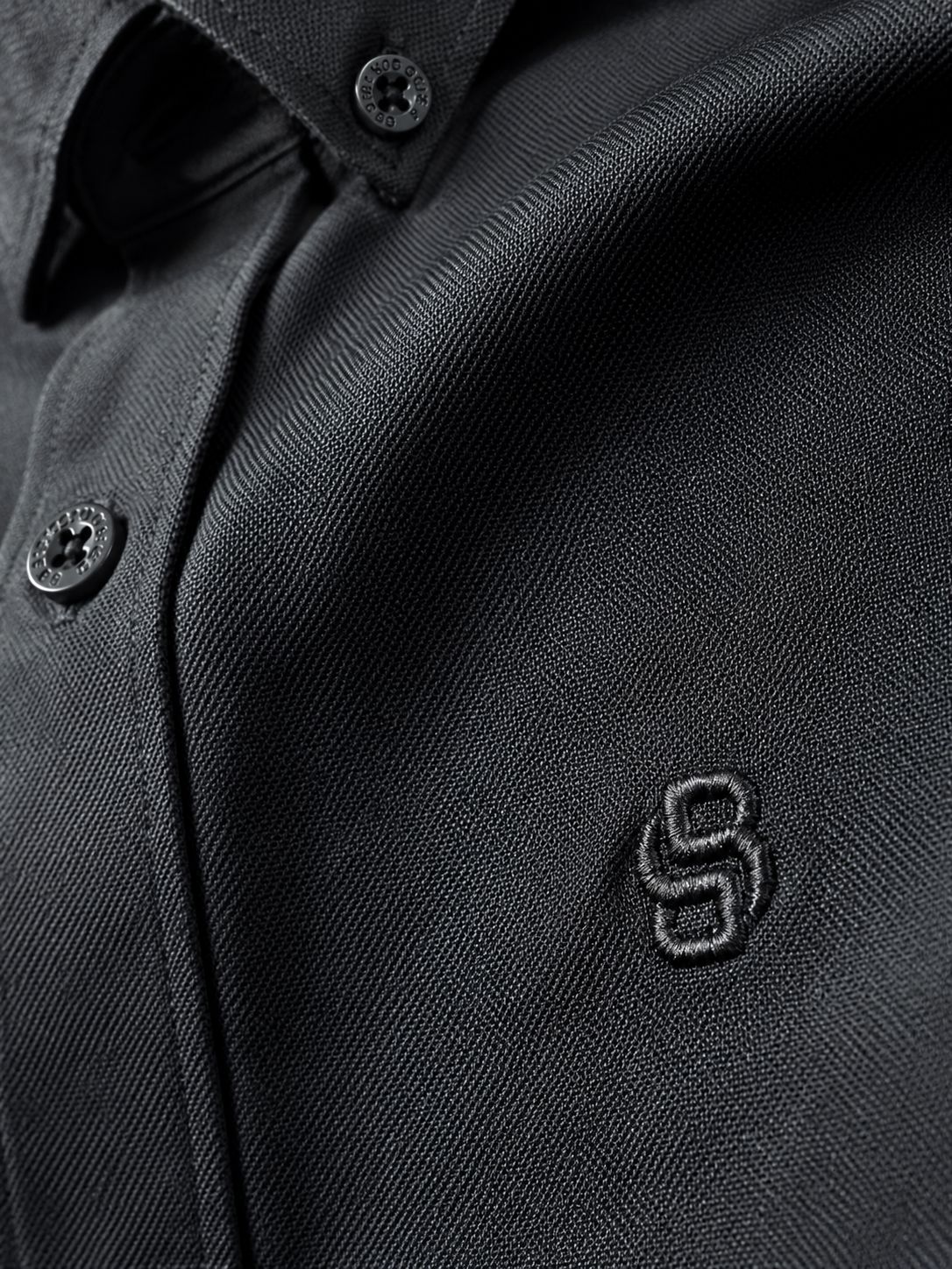 Premium Linen Button-Down Shirt (Men)
