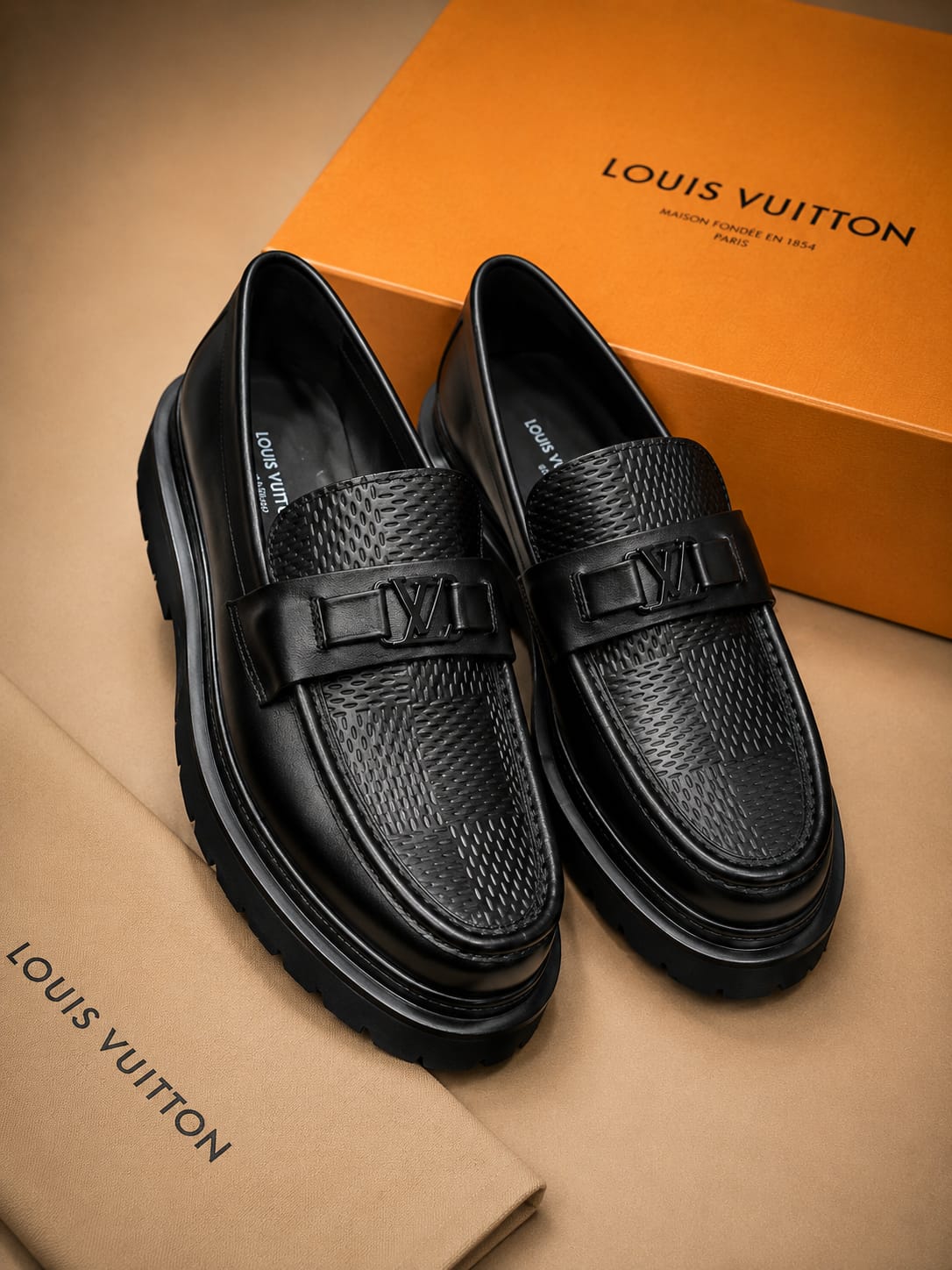 FORMAL SHOES
